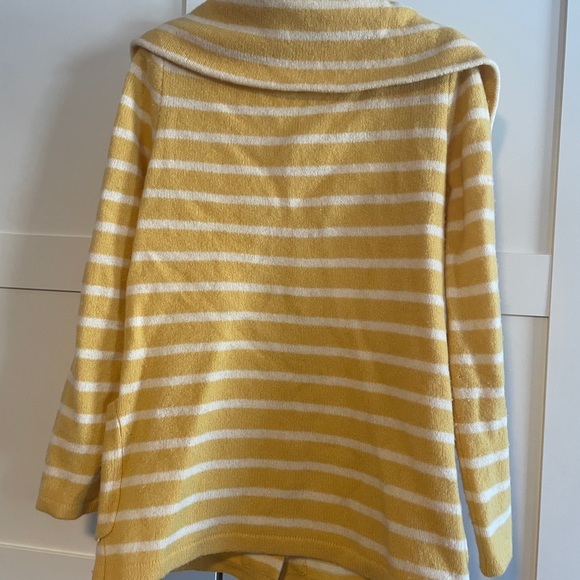 Lands End 100% Lambs wool cardigan - Picture 5 of 6